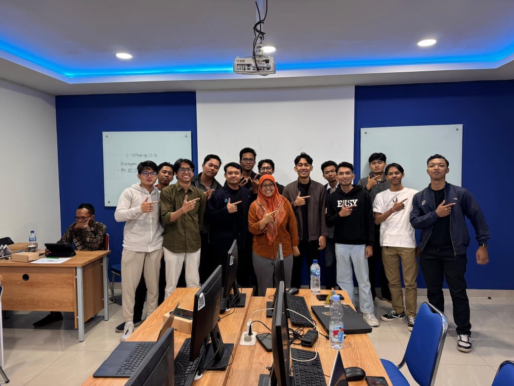 Sertifikasi Junior Web Developer dari BNSP
